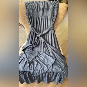 Pinkblush Maternity Blue Sleeveless Maxi Dress With Pockets Medium NWOT